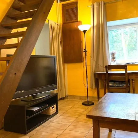 Dom wakacyjny In The Heart Of The Ardennes Woods Harre